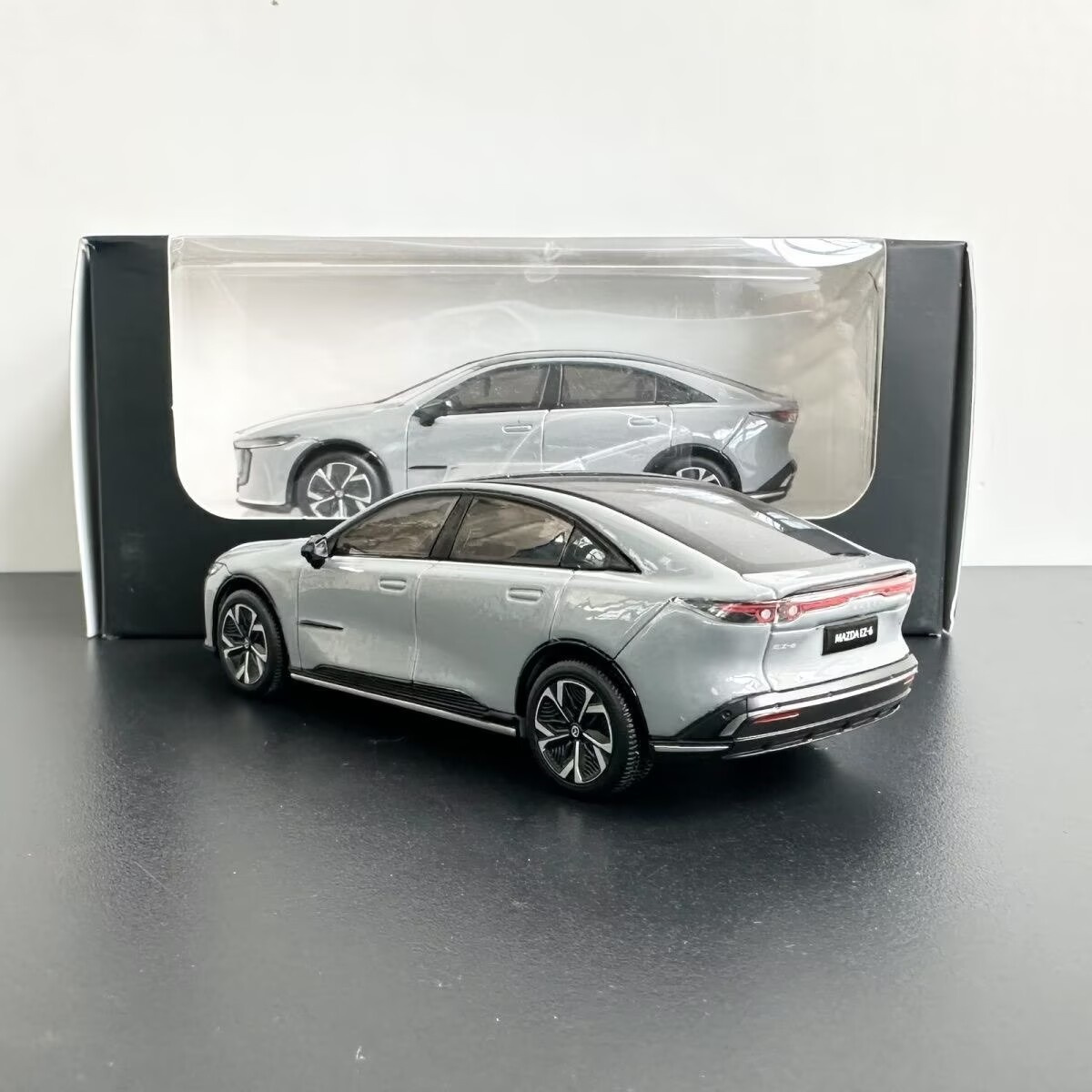 1/43 마즈다 EZ-6 합금 스포츠카 모델 다이캐스트 - Renewable Energy Kids 리뷰 및 가격